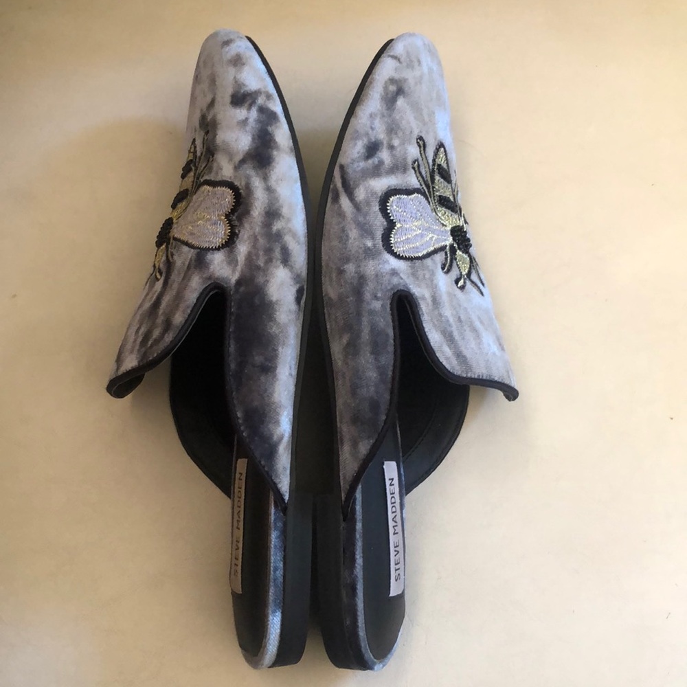 Hugh Slate Blue Velvet w/Embellished Bumblebee Mules by Steve Madden - Picture 3 of 5